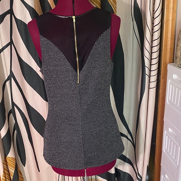 Express Black and Gray Women's Top - Picture 4 of 9